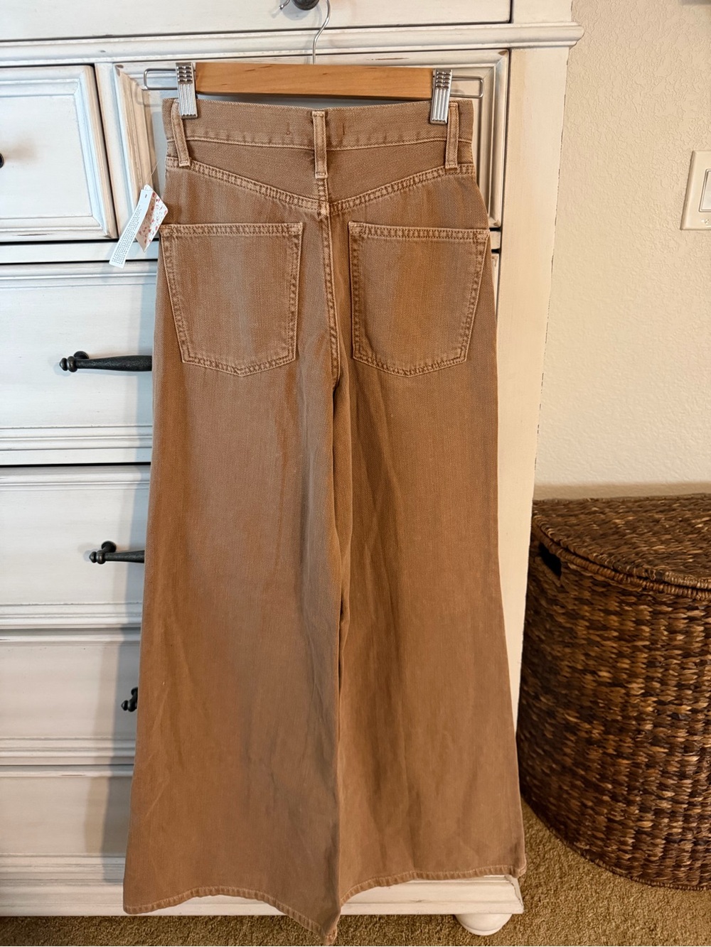 NWT We The Free wide leg jeans - Picture 3 of 3